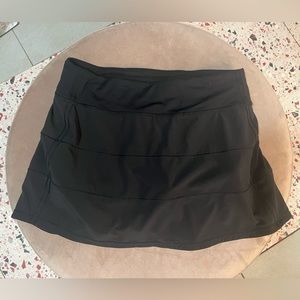 Black LuluLemon Skirt